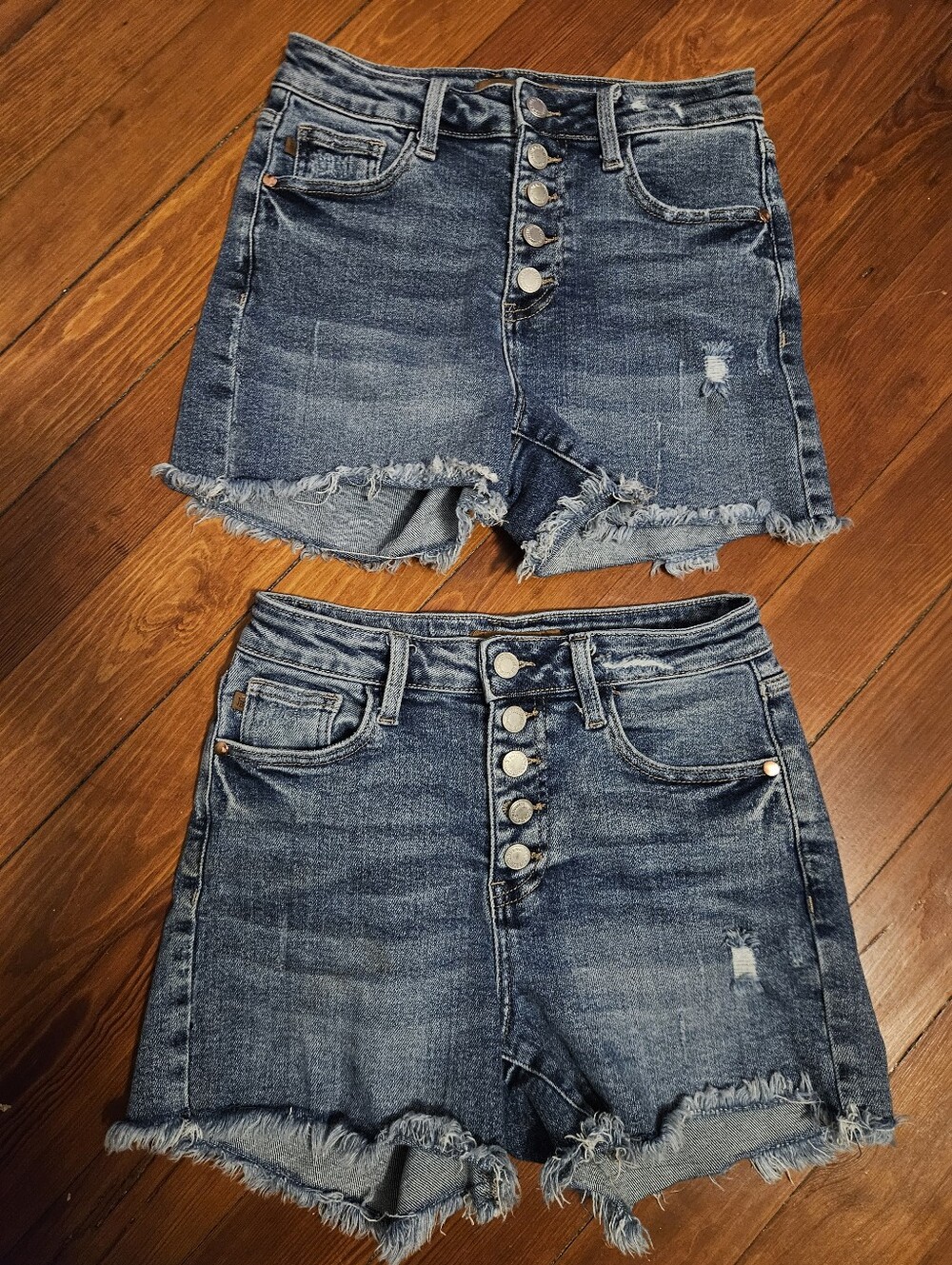 LOT * 2 Denim Jean Short * Judy Blue * Multiple Button * Cut Off